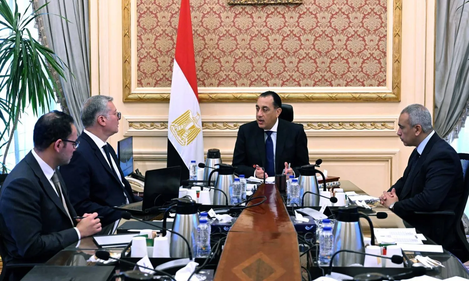 مدبولي خلال استقباله وزير البترول كريم بدوي (رئاسة مجلس الوزراء)