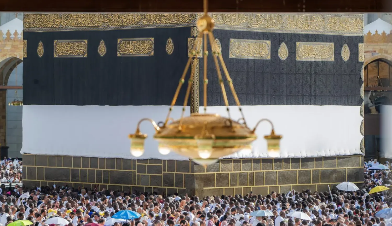 The Grand Mosque witnessed a large influx of pilgrims performing Tawaf Al-Ifadah under the direct supervision of the relevant sectors - SPA