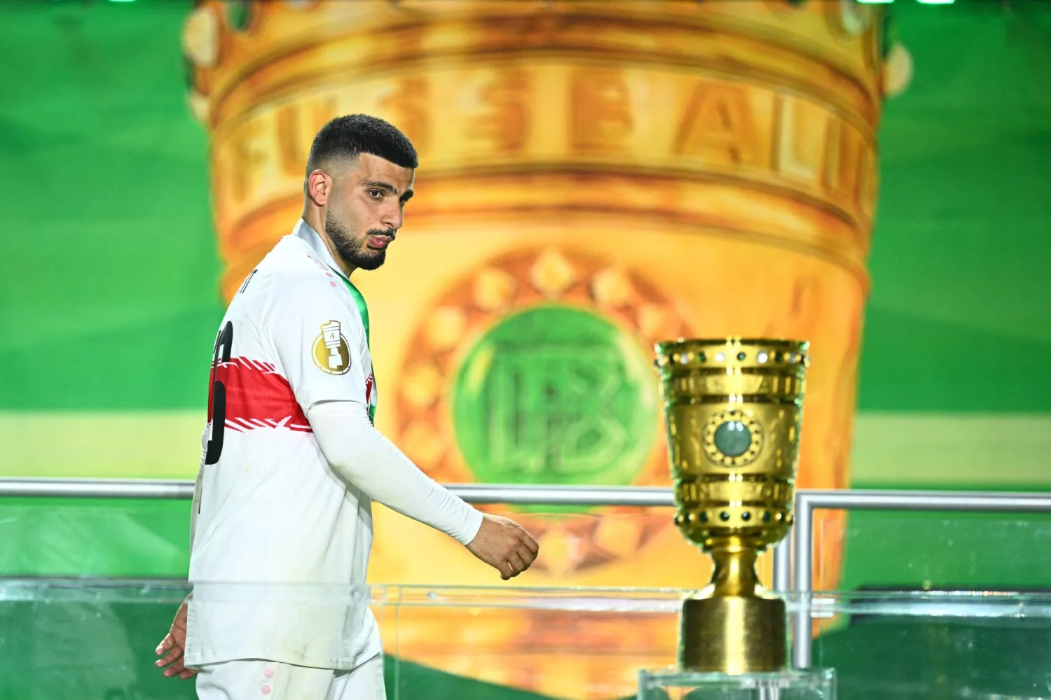 المهاجم الألماني دينيز أونداف (د.ب.أ)