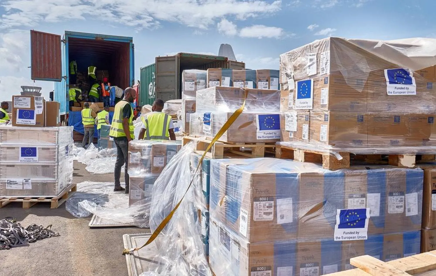 UNICEF staff and airport workers load trucks with aid from the European Civil Protection and Humanitarian Aid Operations (ECHO) for the Ebola outbreak caused by the Bundibugyo strain, at Bunia National Airport in Bunia, Ituri province, Democratic Republic of Congo, May 28, 2026. (Reuters)