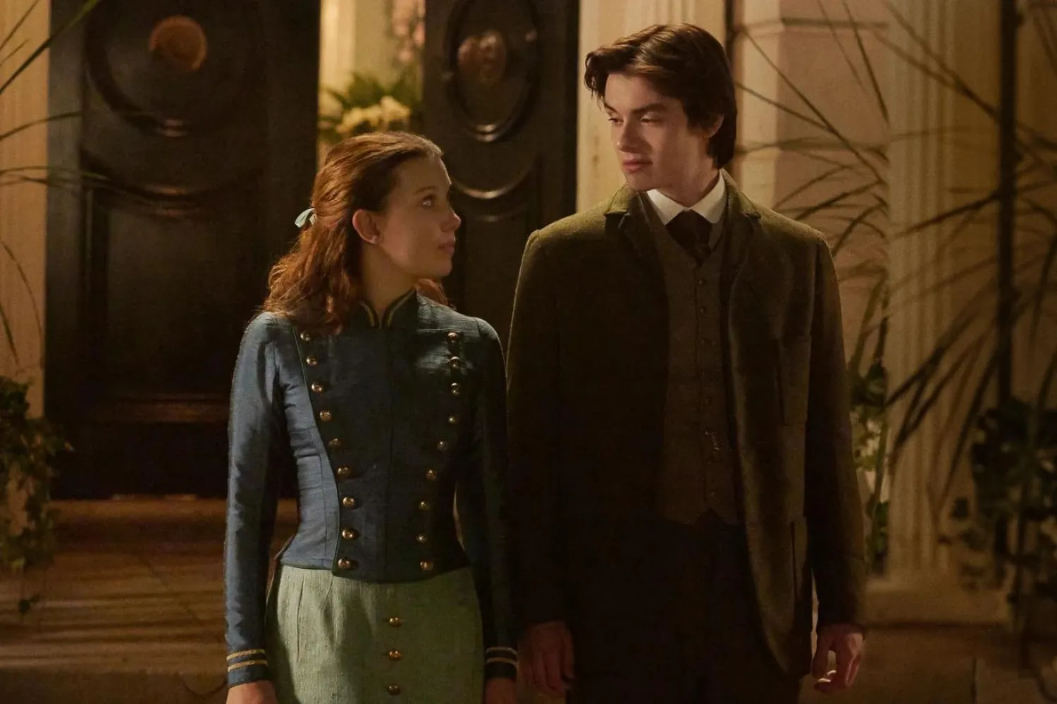 Partridge, 2020'de seyircilerle buluşan ilk Enola Holmes'la birlikte Stranger Things'in yıldızı Millie Bobby Brown'la karşılıklı oynamaya başladı (Netflix)