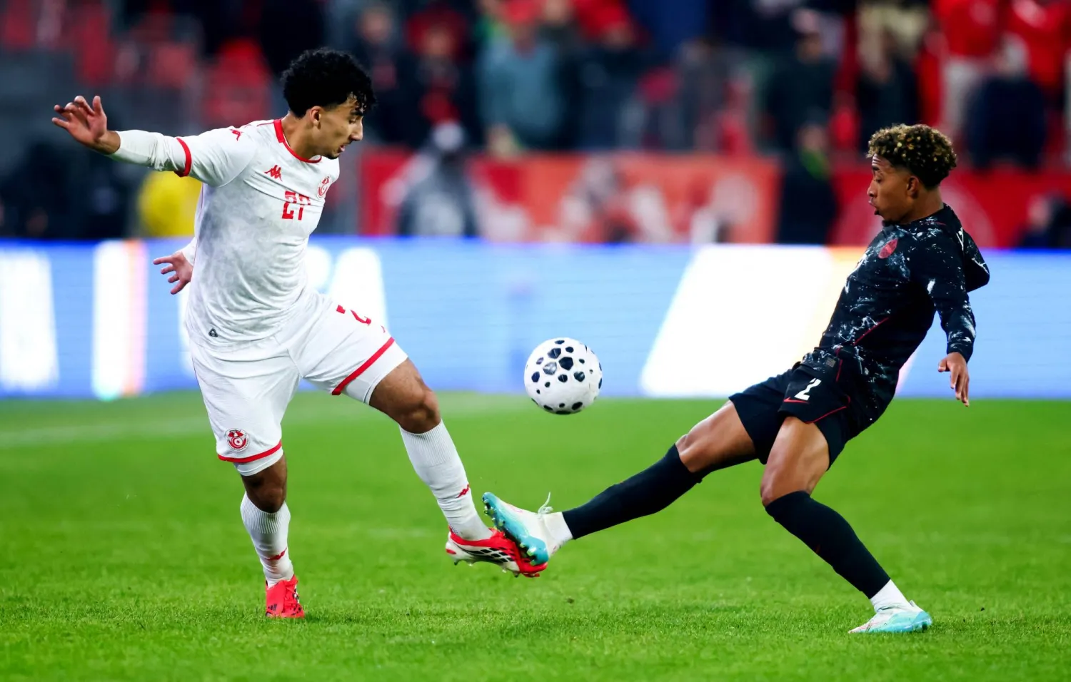 تدخل تونس كأس العالم لكرة القدم 2026 بزخم هادئ بعدما تأهلت بسهولة من التصفيات دون أن تستقبل أي هدف (رويترز)