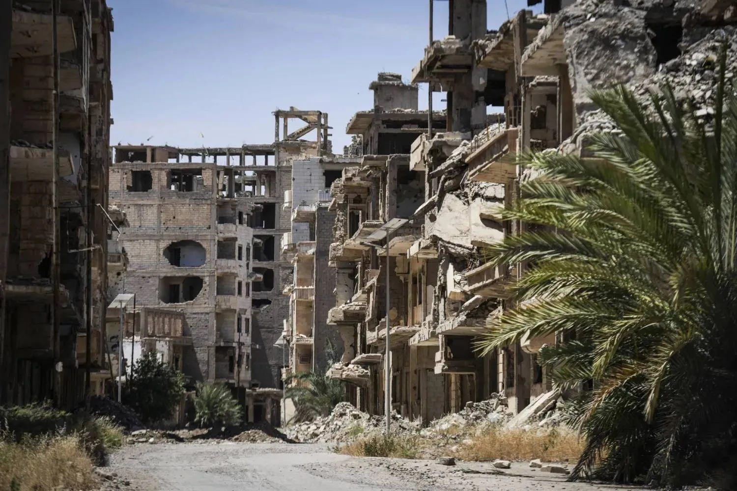 01 June 2026, Syria, Deir Ezzor: A view of the war-damaged buildings in Deir Ezzor. (dpa) 