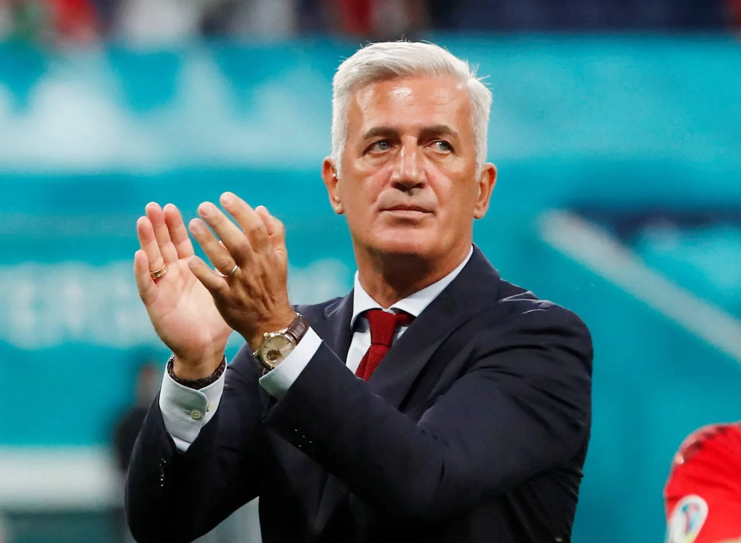 البوسني فلاديمير بيتكوفيتش مدرب المنتخب الجزائري (رويترز)