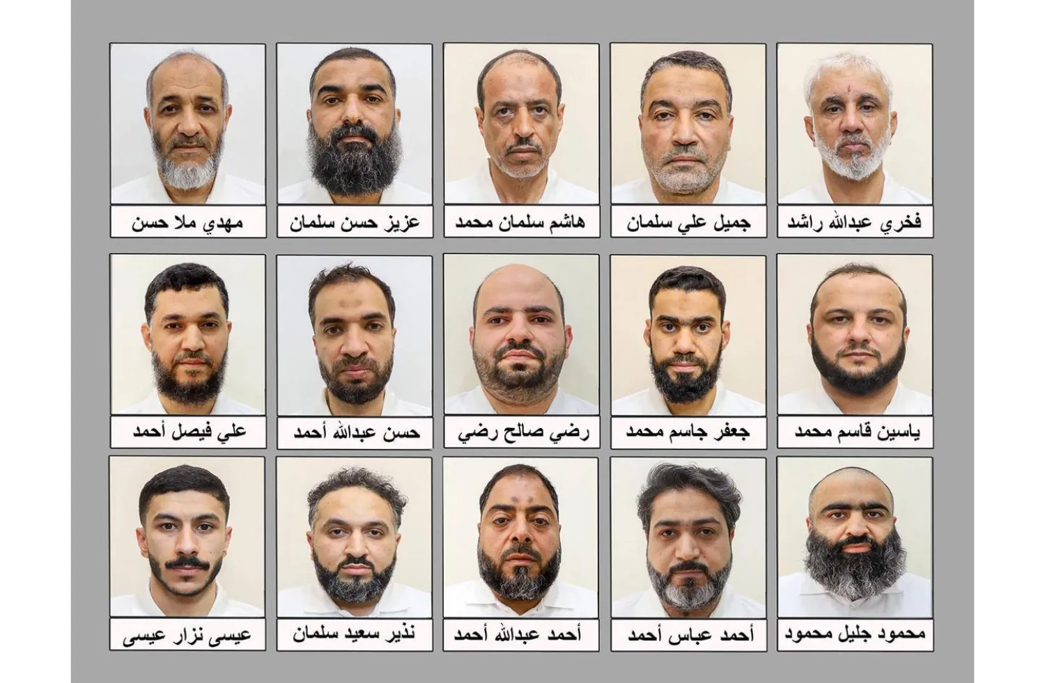 المنفذون الميدانيون المقبوض عليهم لقيامهم بتنفيذ التوجيهات التحريضية لـ«عملاء إيران» في البحرين (بنا)