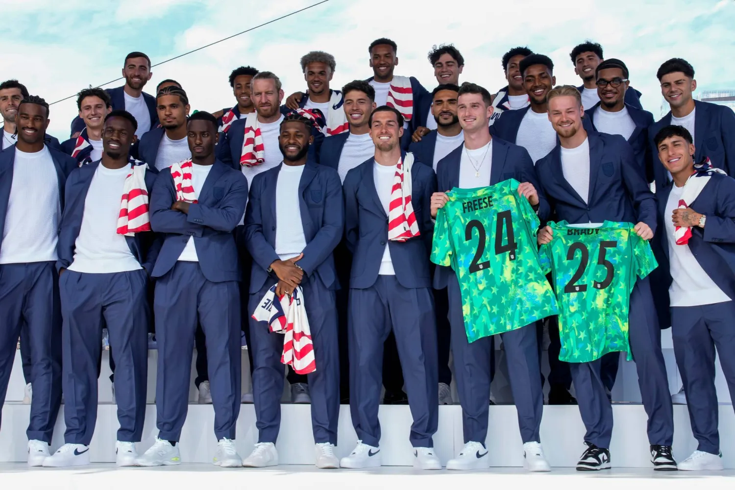 المنتخب الأميركي يدخل المونديال أمام جماهيره بطموحات كبيرة لتعزيز شعبية اللعبة بالبلاد (أ.ب)