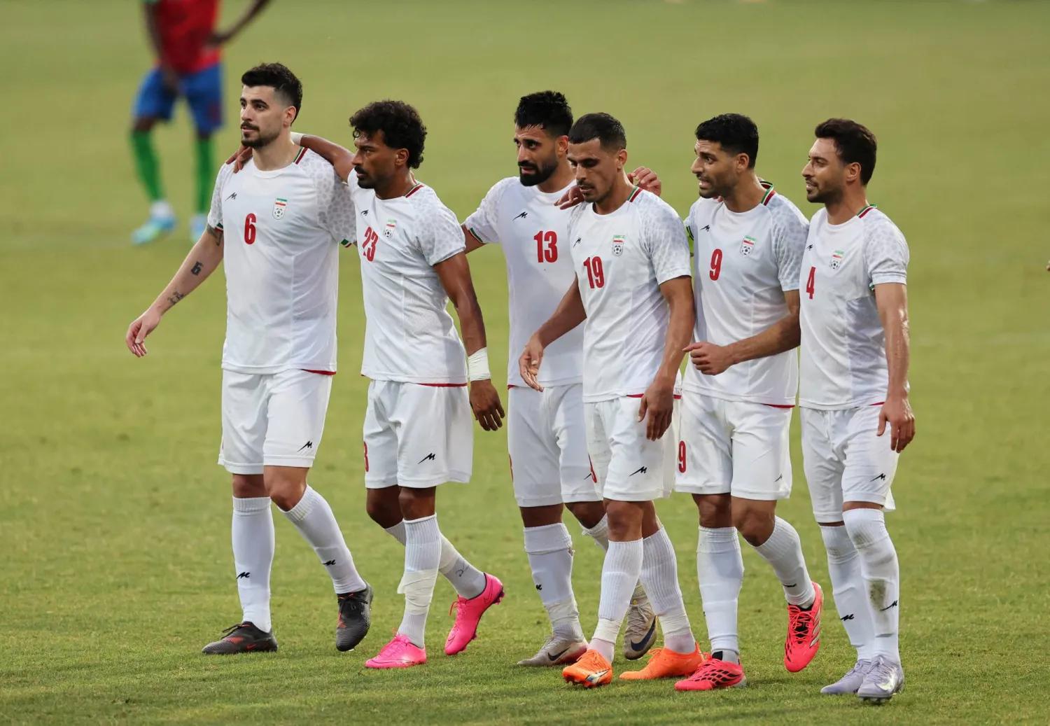 لاعبو إيران حصلوا على التأشيرة لكن تم رفض بعض الأعضاء في المنتخب (رويترز)