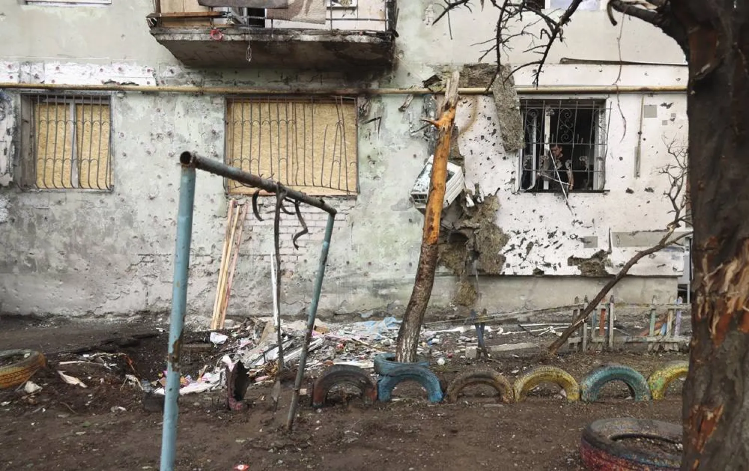 A drone crater at the site of a Russian strike on a residential area in Odesa, Ukraine, 01 June 2026, amid the Russian invasion. (EPA)