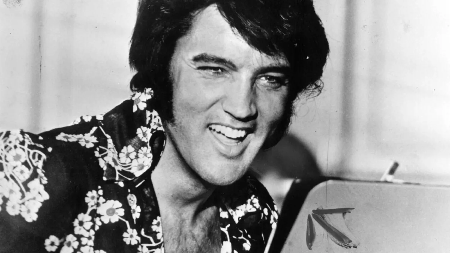 Elvis Presley in 1975. (Getty Images)