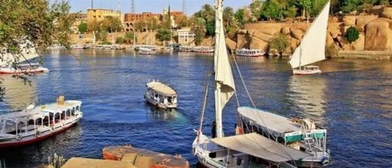السياحة النيلية تمر على مواقع أثرية (الهيئة العامة للاستعلامات)