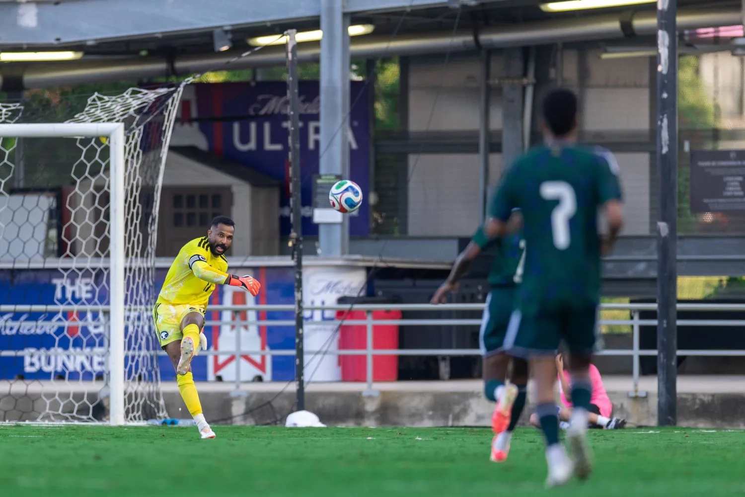 Saudi goalkeeper Mohammed Al Owais delivered a remarkable performance during the match (Saudi National Team)