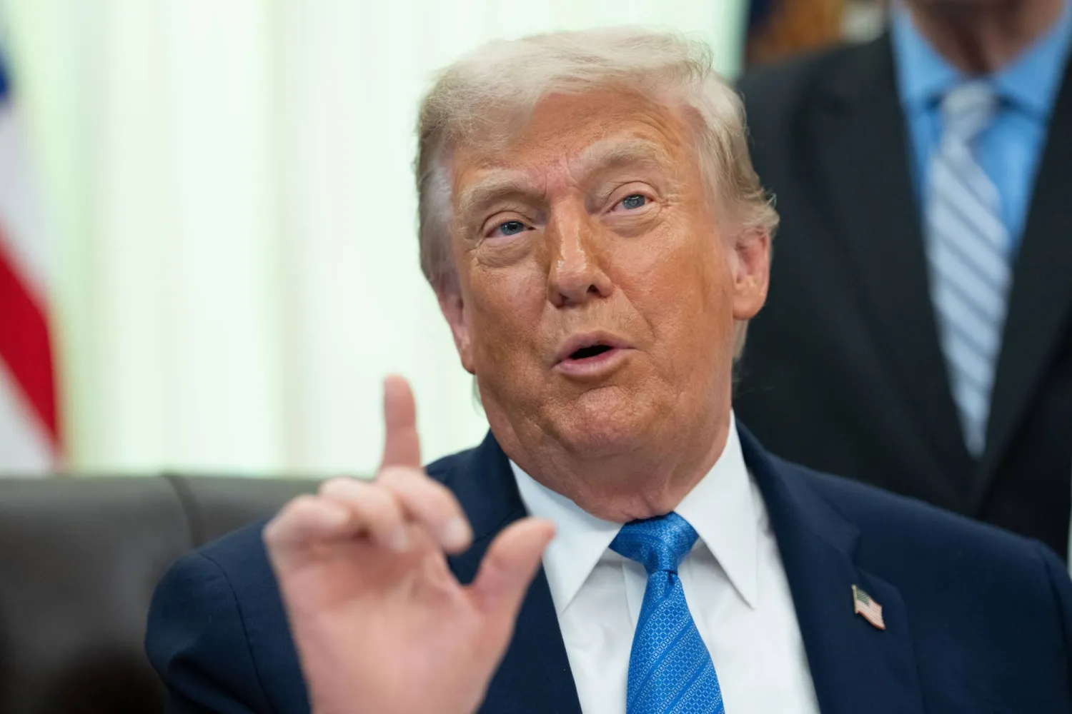 الرئيس الأميركي دونالد ترمب يلقي كلمة في المكتب البيضاوي بالبيت الأبيض في العاصمة واشنطن، 10 يونيو 2026 (إ.ب.أ)
