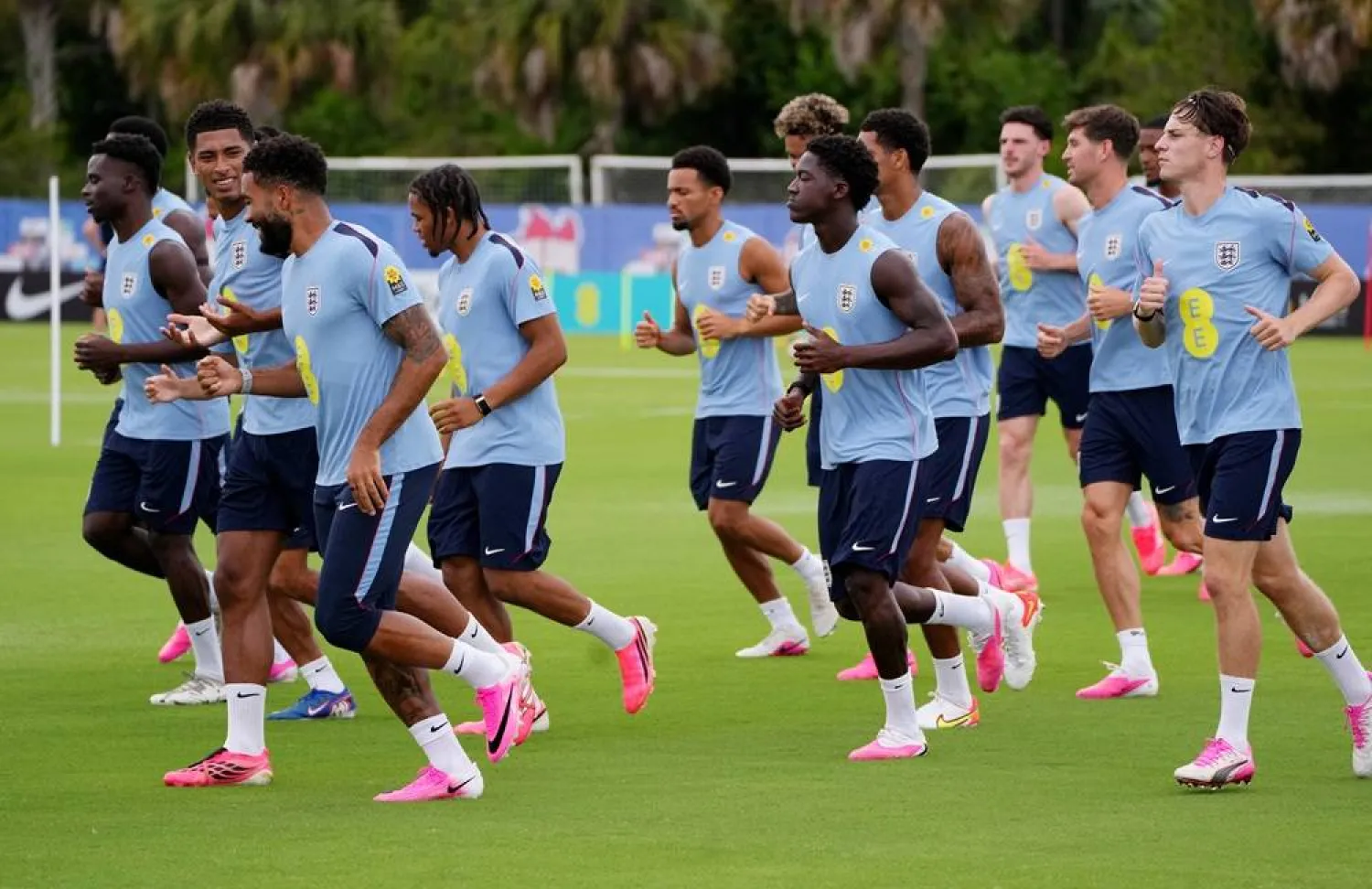 Football - FIFA World Cup 2026 - England Training - Gardens North County District Park, Palm Beach Gardens, Florida, US - June 9, 2026 England's Jude Bellingham, Reece James and Kobbie Mainoo during training. (Reuters) 