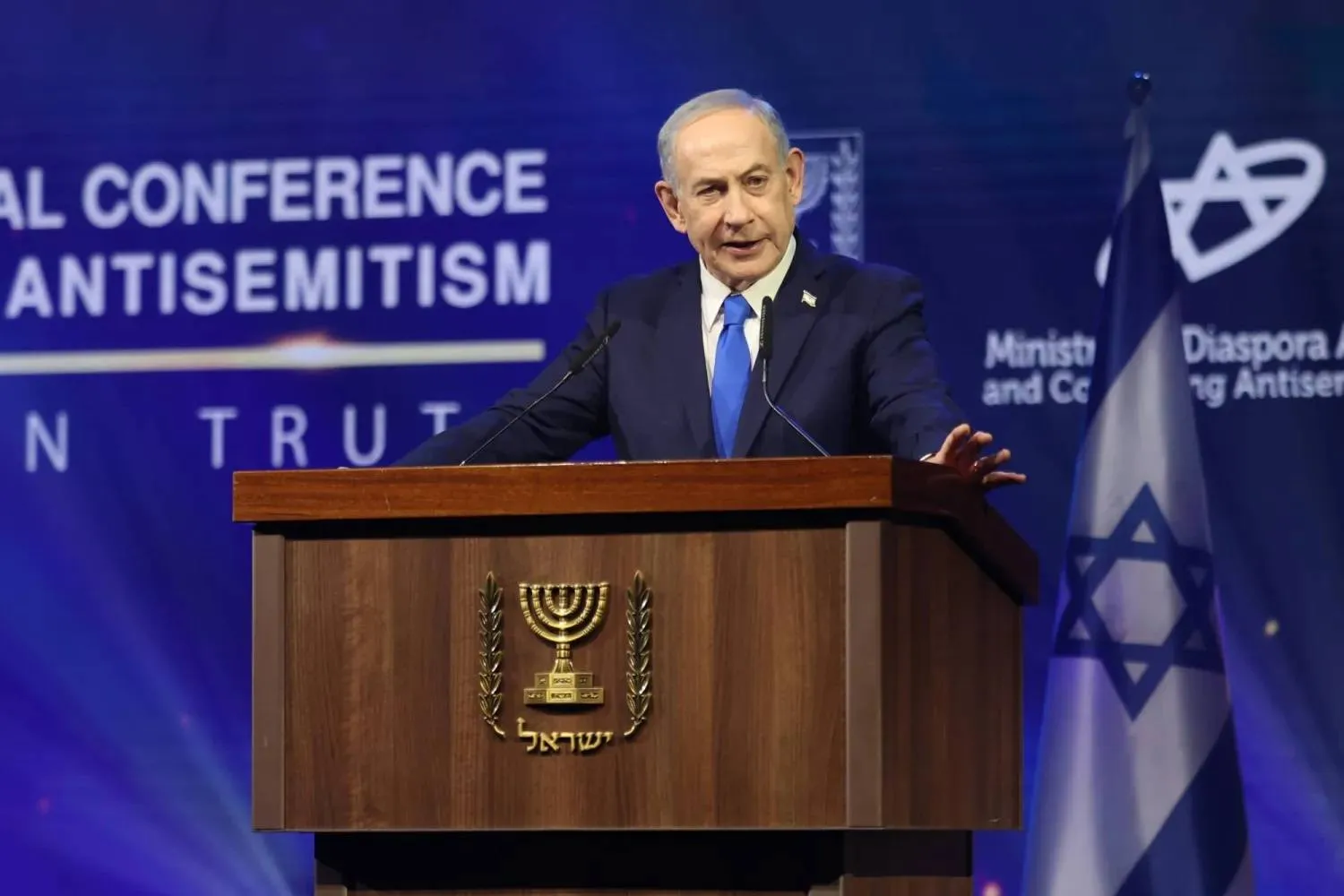 رئيس الوزراء الإسرائيلي بنيامين نتنياهو يتحدث خلال مؤتمر بالقدس في يناير 2026 (إ.ب.أ)