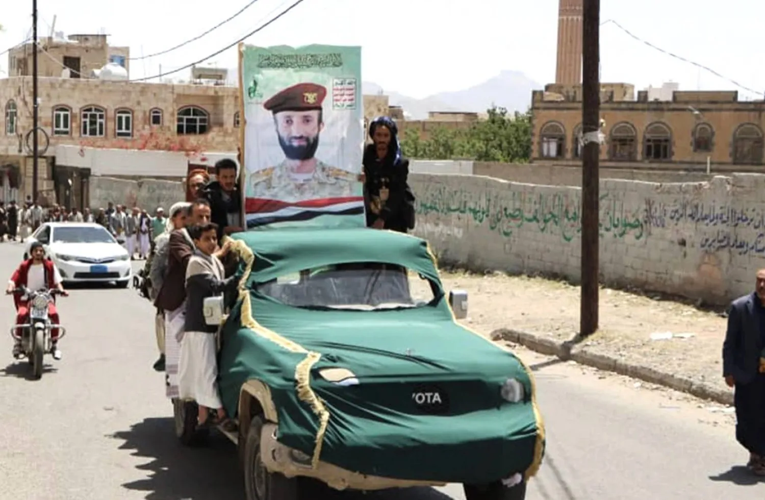 الحوثيون استغلوا الحرب في غزة لتجنيد الآلاف من المقاتلين (فيسبوك)