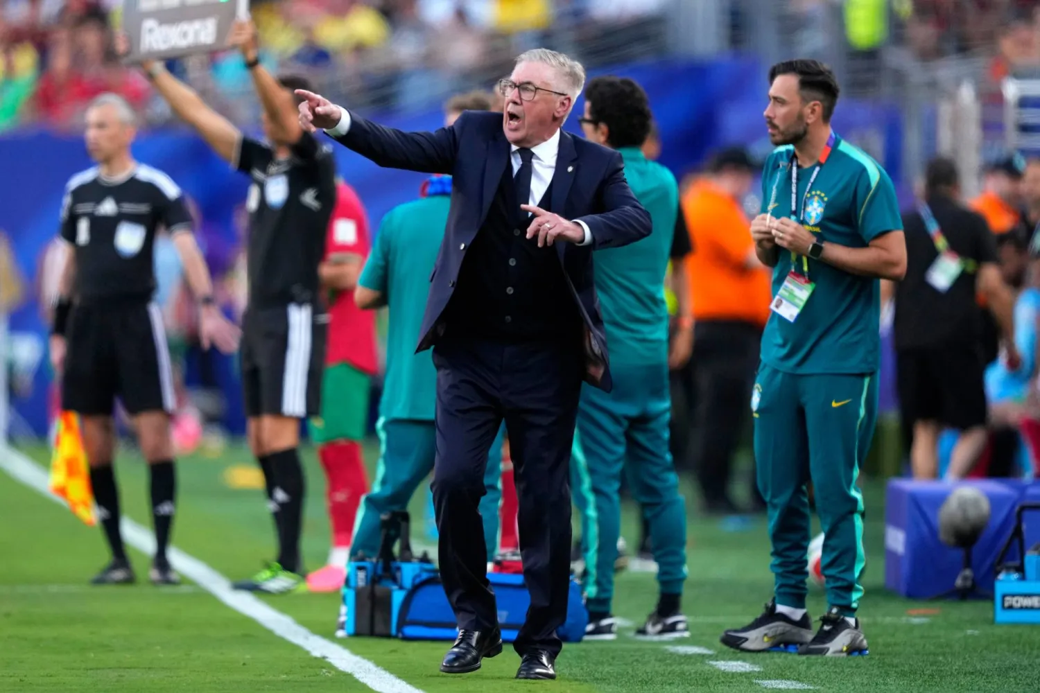 أنشيلوتي كان غاضباً من أداء لاعبي البرازيل (أ.ب)