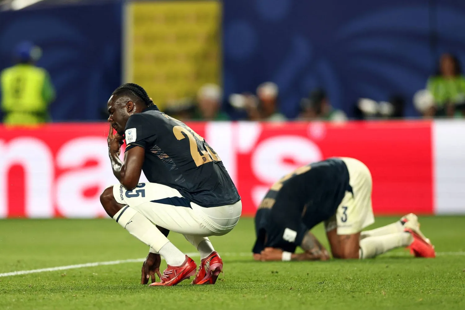منتخب الإكوادور تعثر أمام كوت ديفوار 0 - 1 (أ.ف.ب)