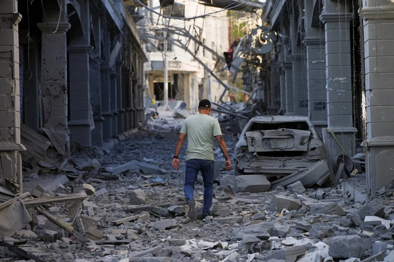  A man walks amidst rubble in the aftermath of Israeli strikes in Nabatieh, Lebanon, June 15, 2026. (Reuters)