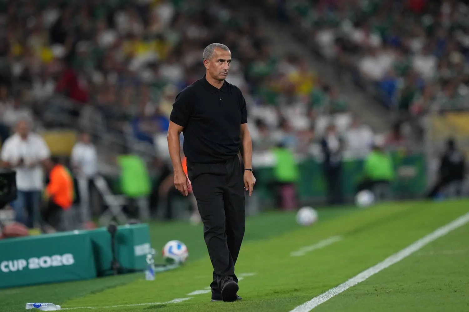 صبري لموشي مدرب المنتخب التونسي (أ.ب)