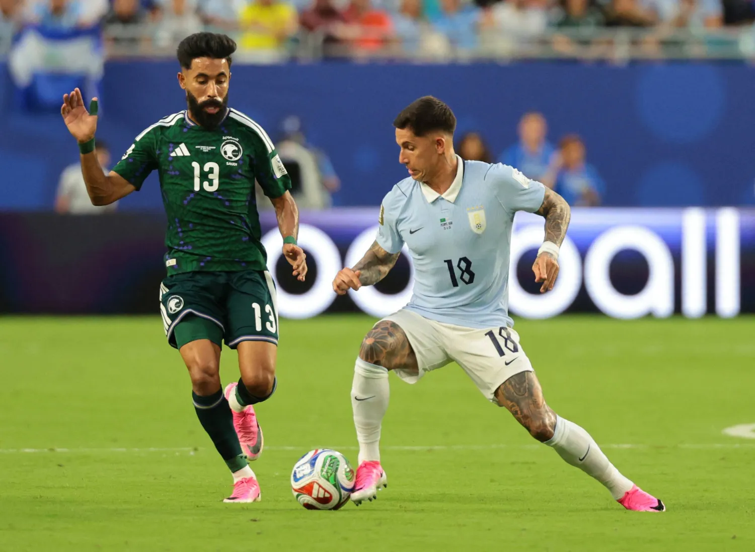 بوشل قال إنه لا يجب التقليل من منتخب الرأس الأخضر (رويترز)