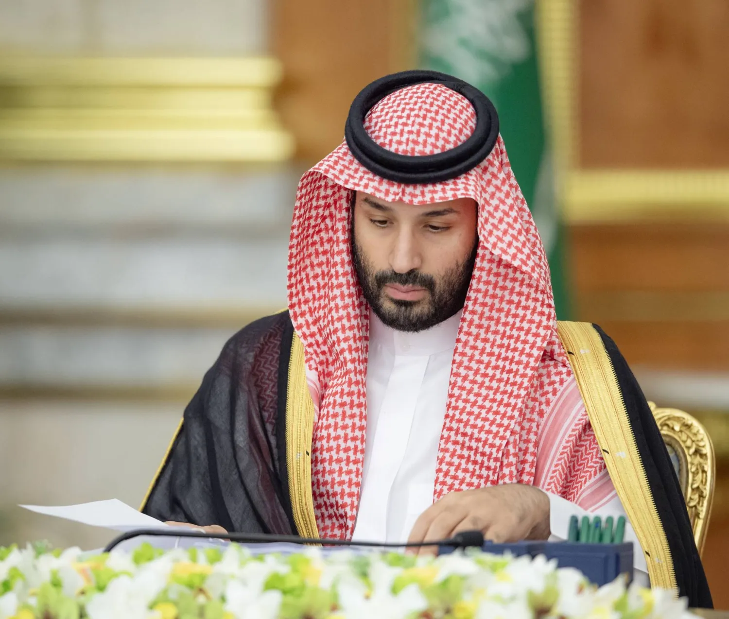الأمير محمد بن سلمان ولي العهد السعودي لدى ترؤسه جلسة مجلس الوزراء في جدة (واس)