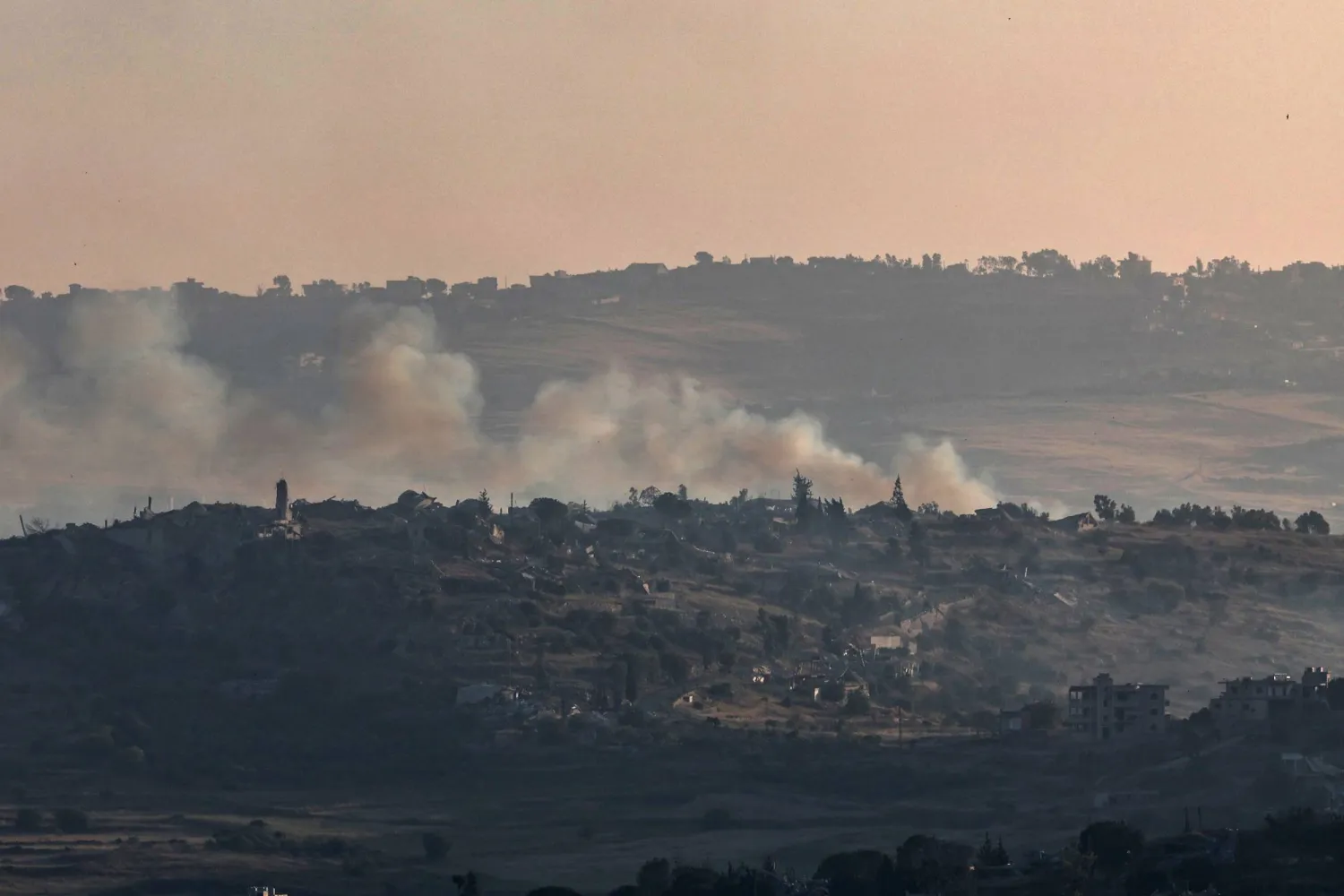 Smoke rises following an Israeli strike on southern Lebanon, as seen from the Israeli side of the border in the Upper Galilee, northern Israel, 16 June 2026, after the announcement of a US-Iran mediated preliminary framework to end regional military hostilities. EPA/ATEF SAFADI
