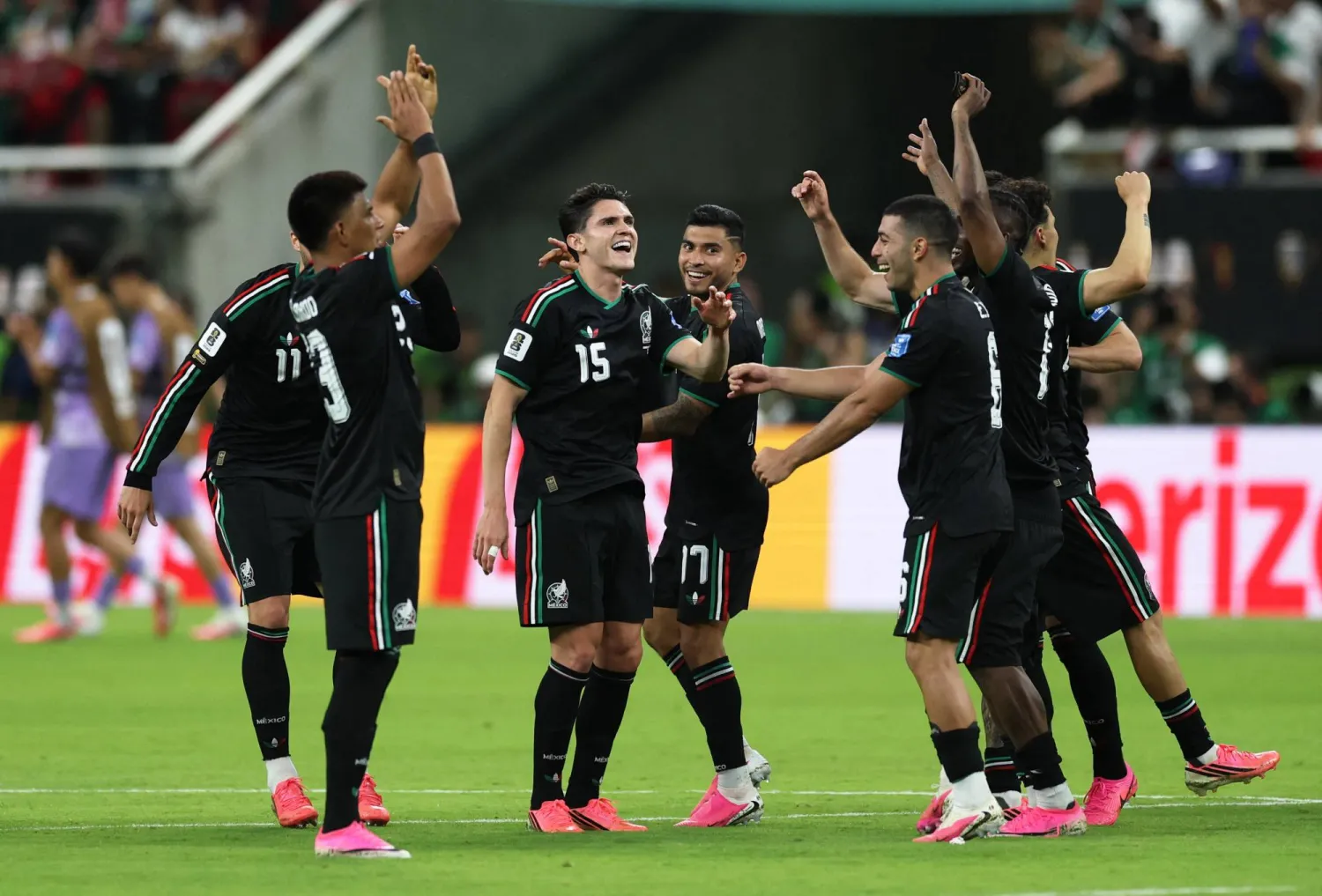 Soccer Football - FIFA World Cup 2026 - Group A - Mexico v South Korea - Estadio Guadalajara, Guadalajara, Mexico - June 18, 2026 Mexico's Israel Reyes and teammates celebrate after the match REUTERS/Paul Childs