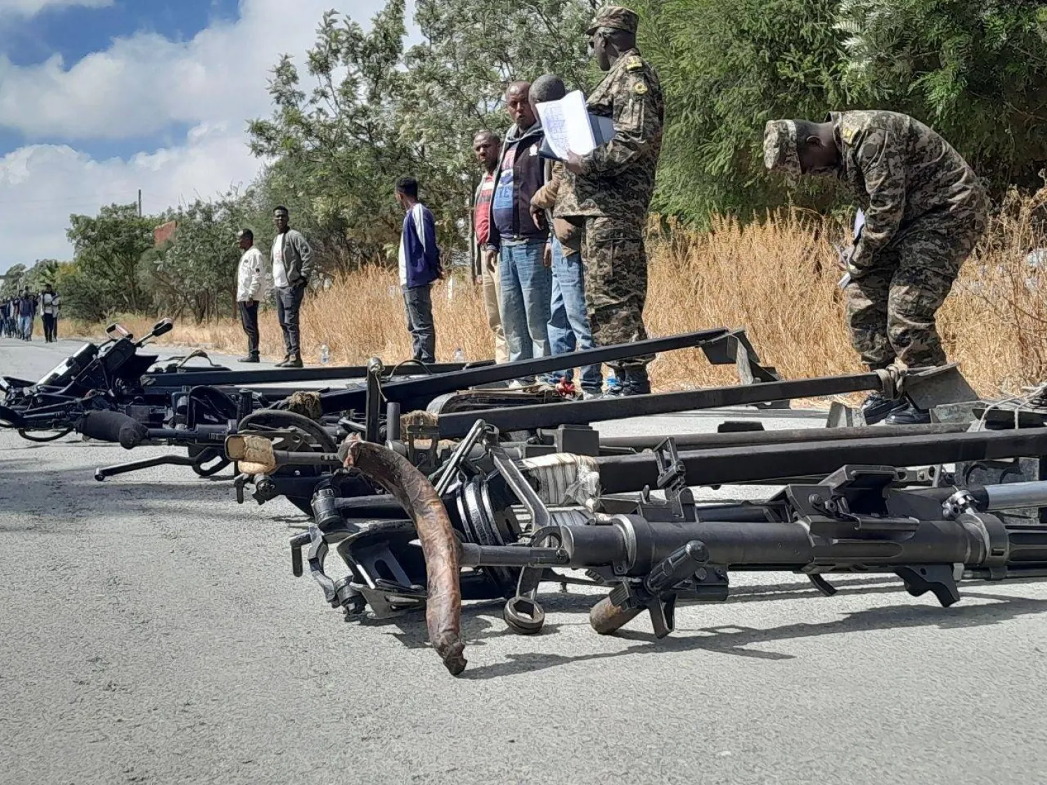 مسلحون سابقون في تيغراي خلال إعادة تأهيلهم ودمجهم من قبل الحكومة الإثيوبية (وكالة الأنباء الإثيوبية)