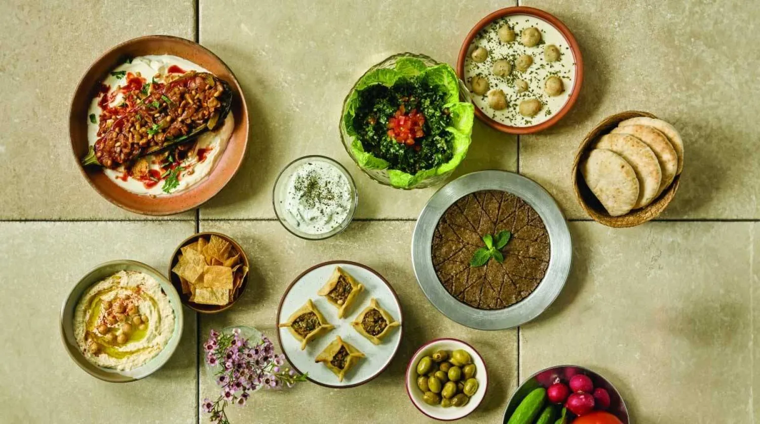 أطباق لذيذة تحمل نكهة أكل المنزل (الشرق الأوسط)