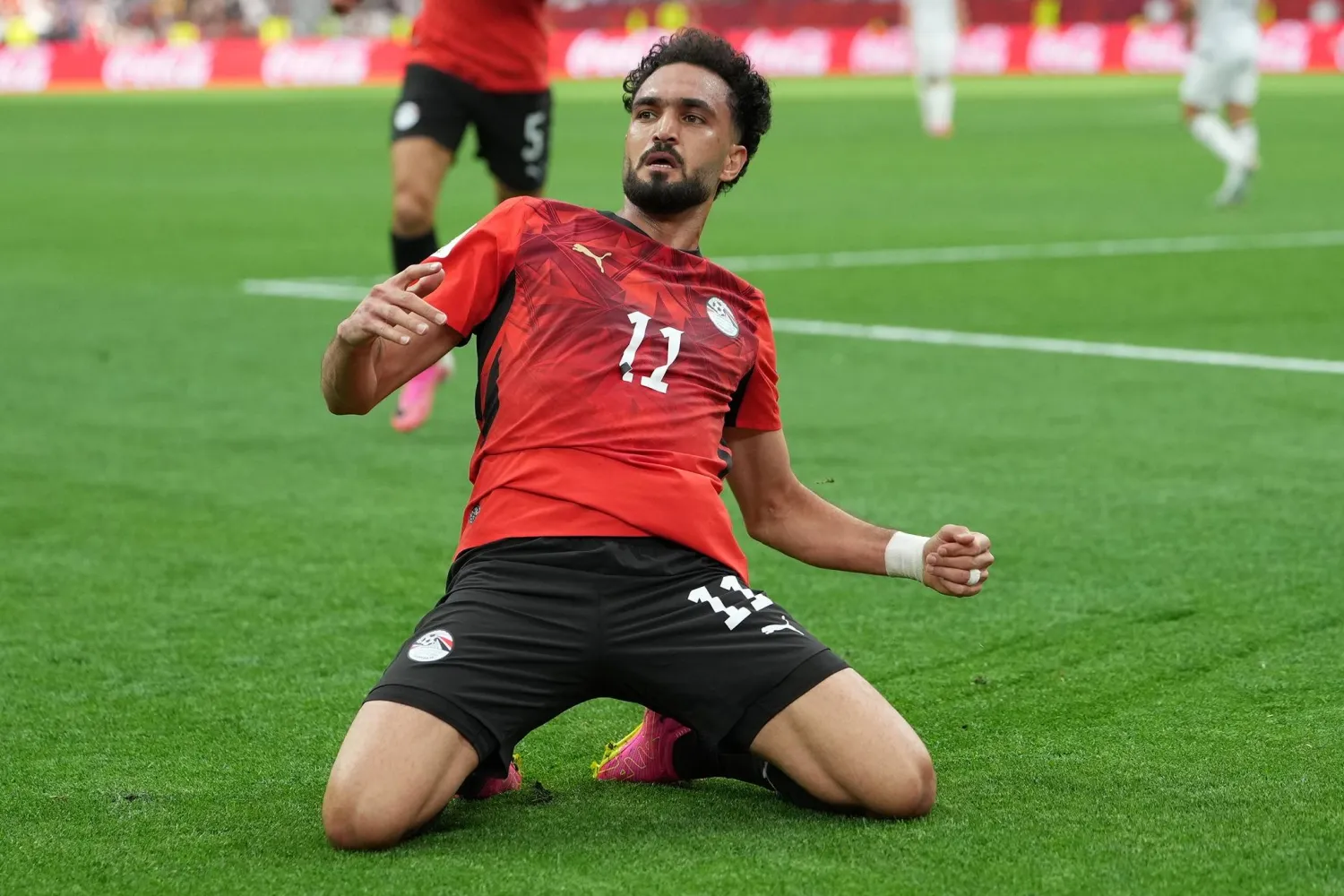 زيكو قال إنه تمنَّى لو كان والده حيّاً ليهديه هذا الهدف (إ.ب.أ)