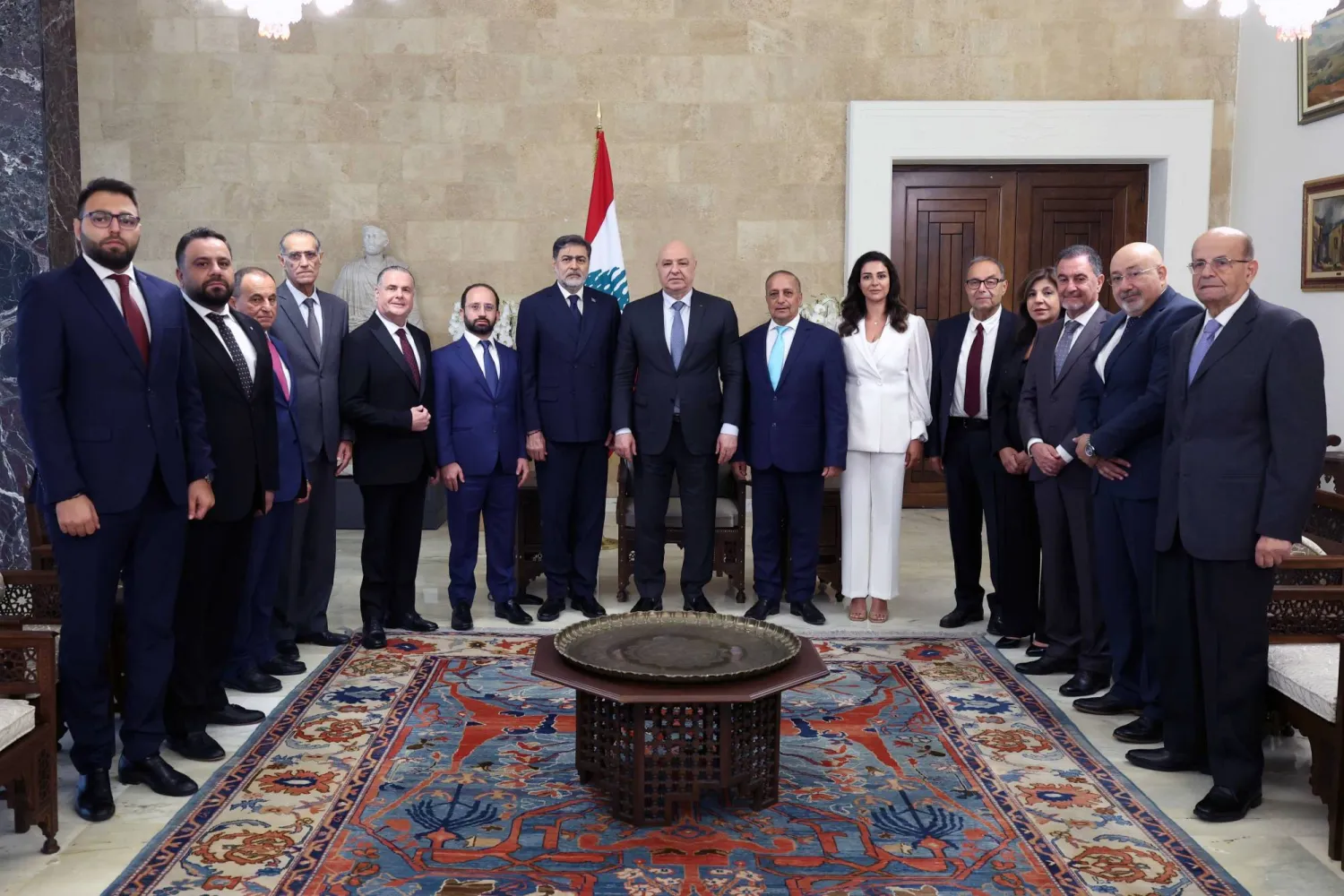 الرئيس اللبناني جوزيف عون مستقبلاً وفداً من رابطة الروم الكاثوليك (الرئاسة اللبنانية)