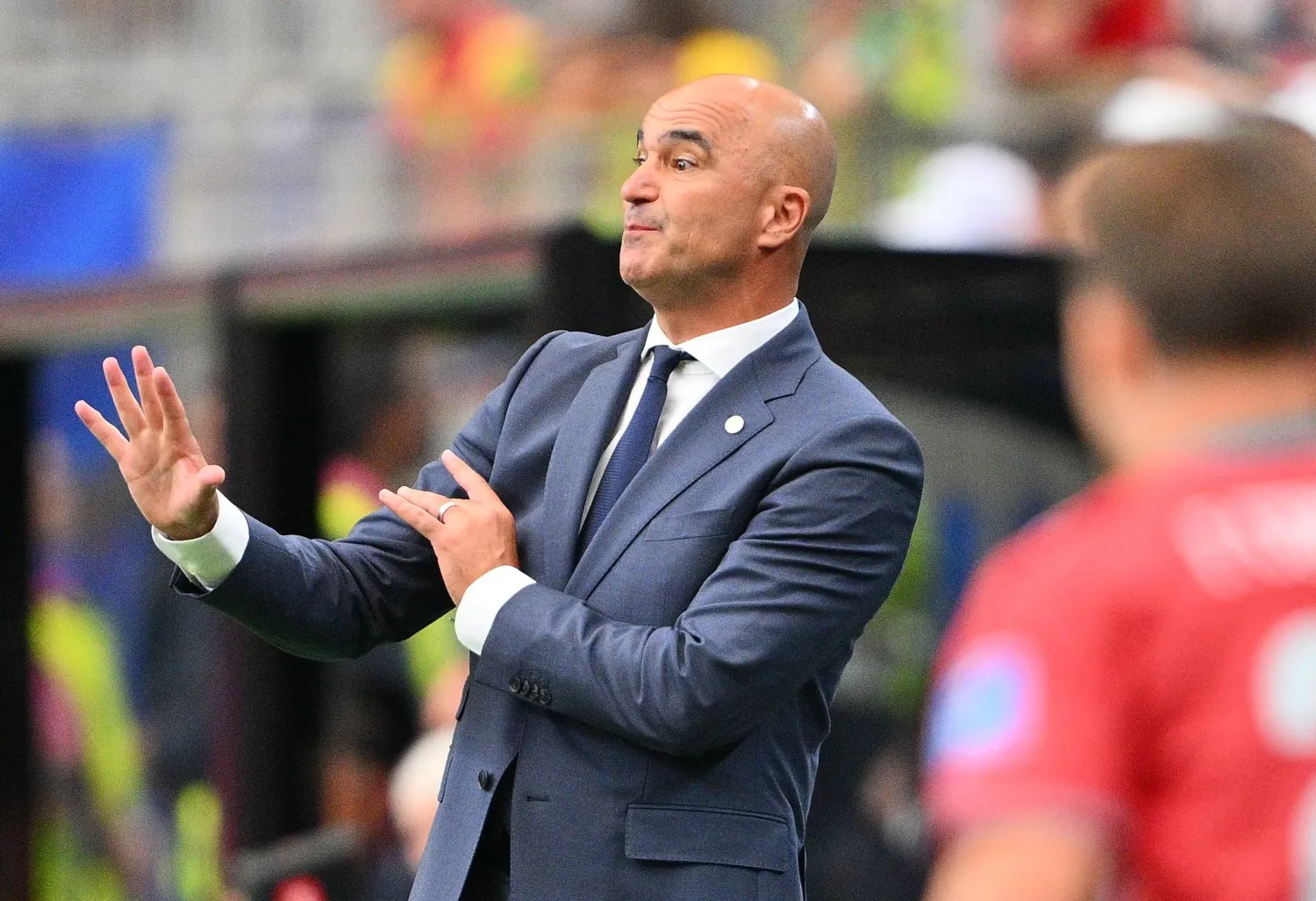 الإسباني روبرتو مارتينيز المدير الفني للمنتخب البرتغالي (إ.ب.أ)