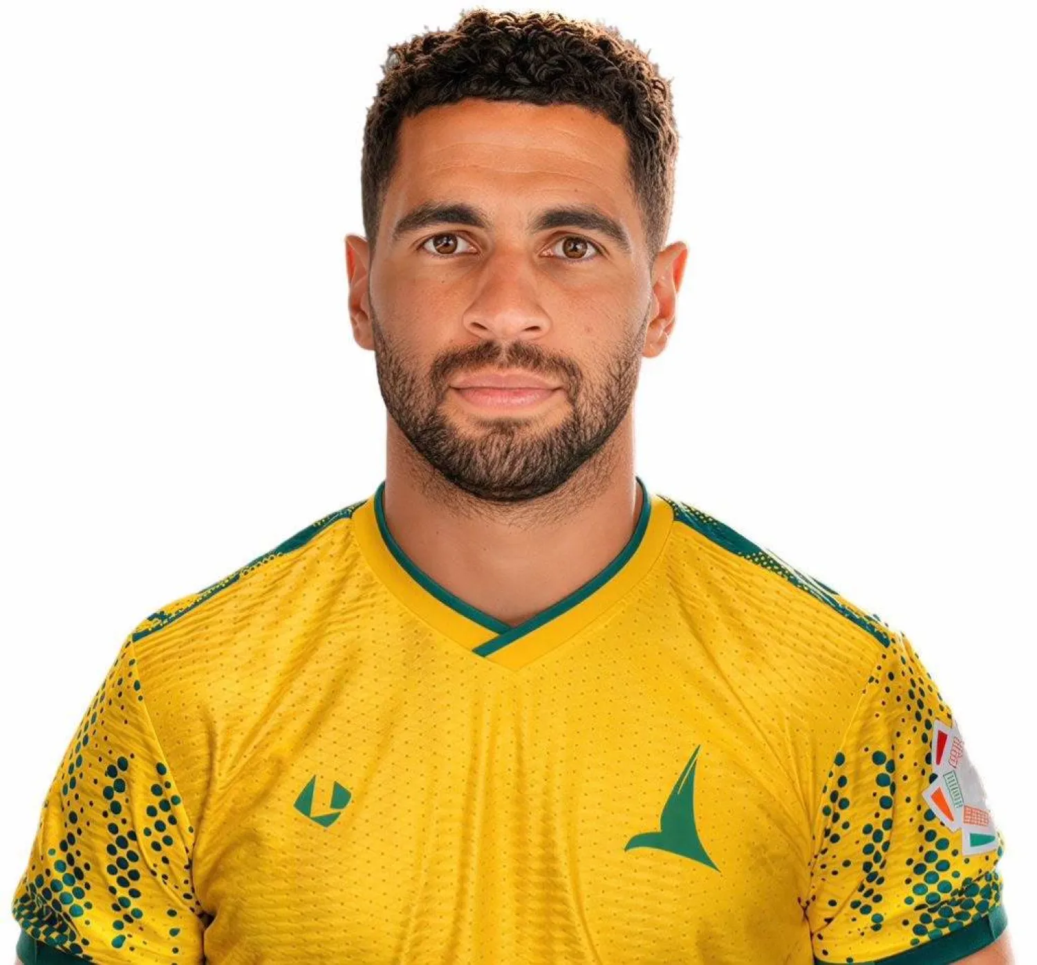 لاعب الوسط الدولي الإسباني عمر ماسكاريل (نادي الخليج)