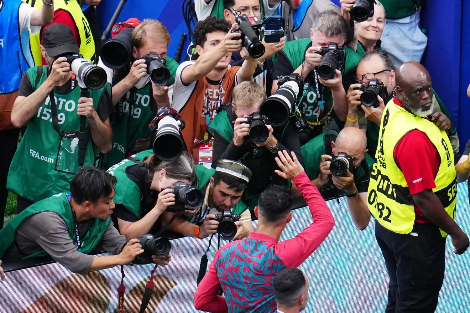 Cristiano Ronaldo geleceğe yönelik çalışmalarına devam edeceğini söyledi (AP)