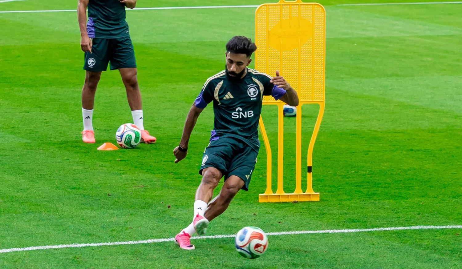 نواف بوشل قال إن التأهل أفضل رد للجميع (المنتخب السعودي)