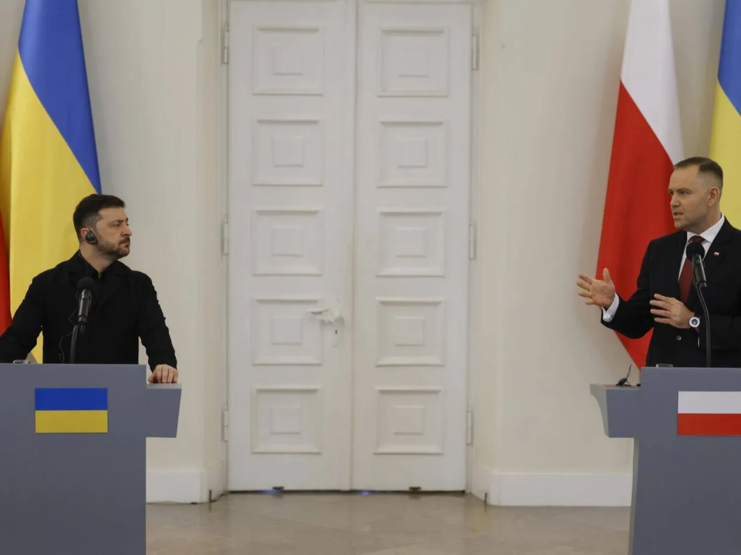 President Volodymyr Zelensky's decision not to attend the summit comes after nationalist Polish president Karol Nawrocki revoked a state order given to the Ukrainian leader. Wojtek RADWANSKI / AFP
