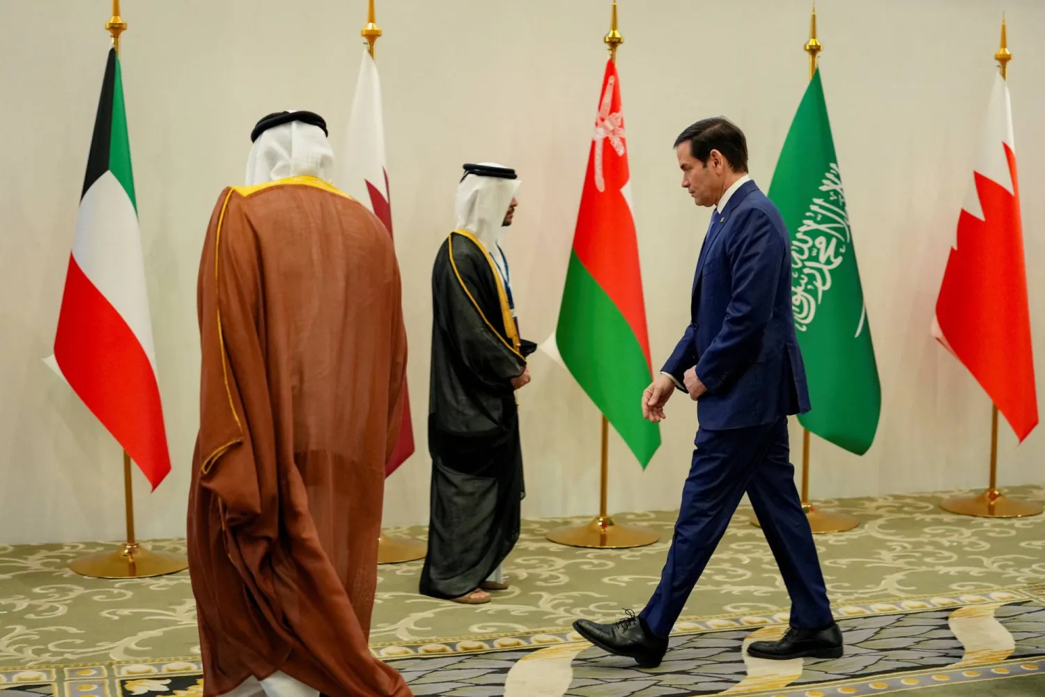 وزير الخارجية الأميركي ماركو روبيو خلال اجتماع مع وزراء خارجية دول مجلس التعاون الخليجي (رويترز)