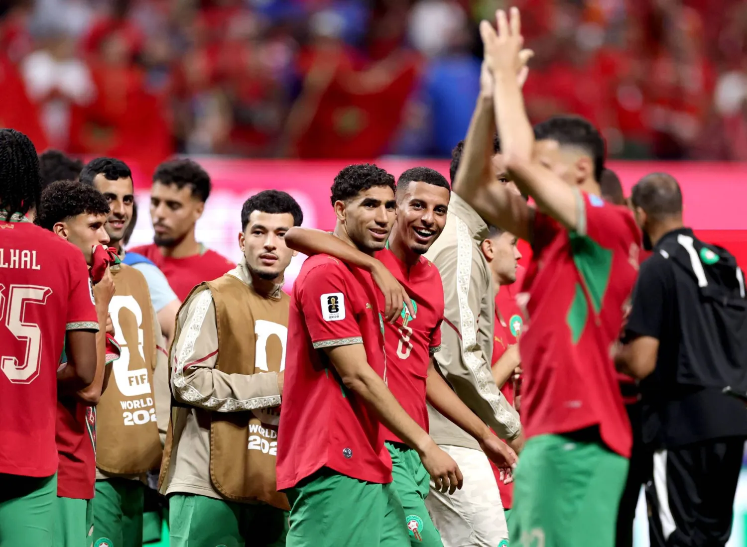 حسم منتخب المغرب تأهله إلى دور الـ32 ببطولة «كأس العالم لكرة القدم» (أ.ف.ب)