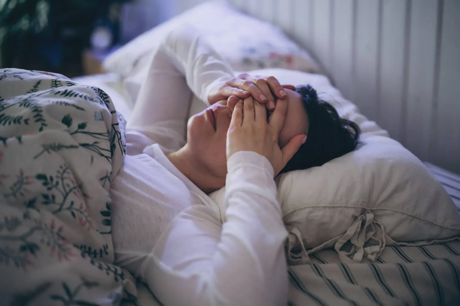 الأرق المزمن... العلاجات السلوكية النفسية قبل الأدوية المنومة