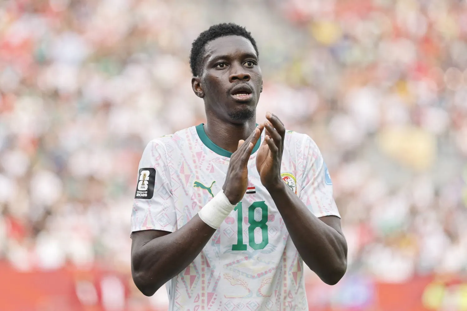 Ismaila Sarr #18 of Senegal applauds fans after being substituted during the FIFA World Cup 2026 Group I match between Senegal and Iraq at Toronto Stadium on June 26, 2026 in Toronto, Ontario. (Getty Images/AFP)