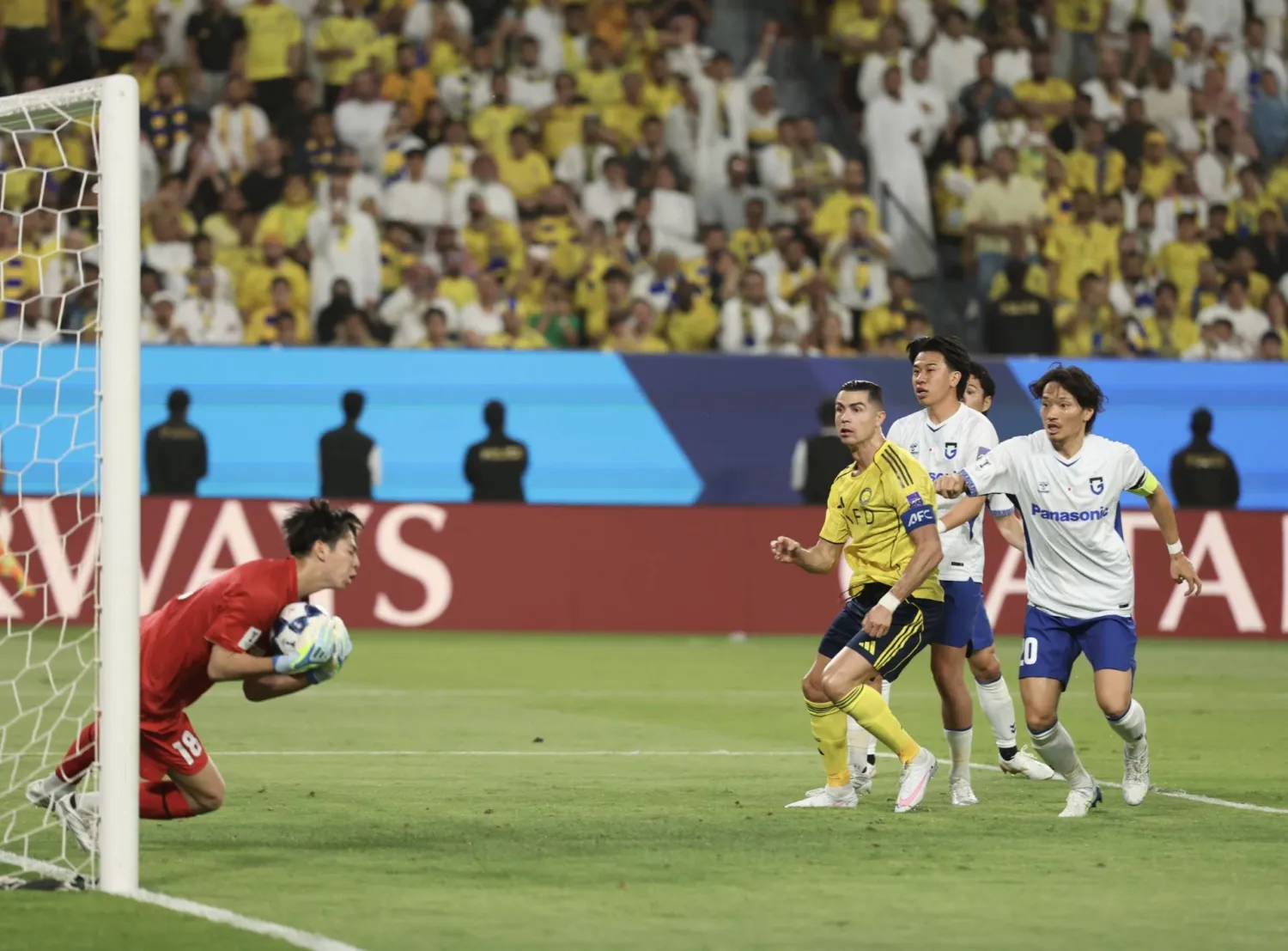 من نهائي «أبطال آسيا 2» بين النصر وأوساكا في الرياض (تصوير: عبد العزيز النومان)