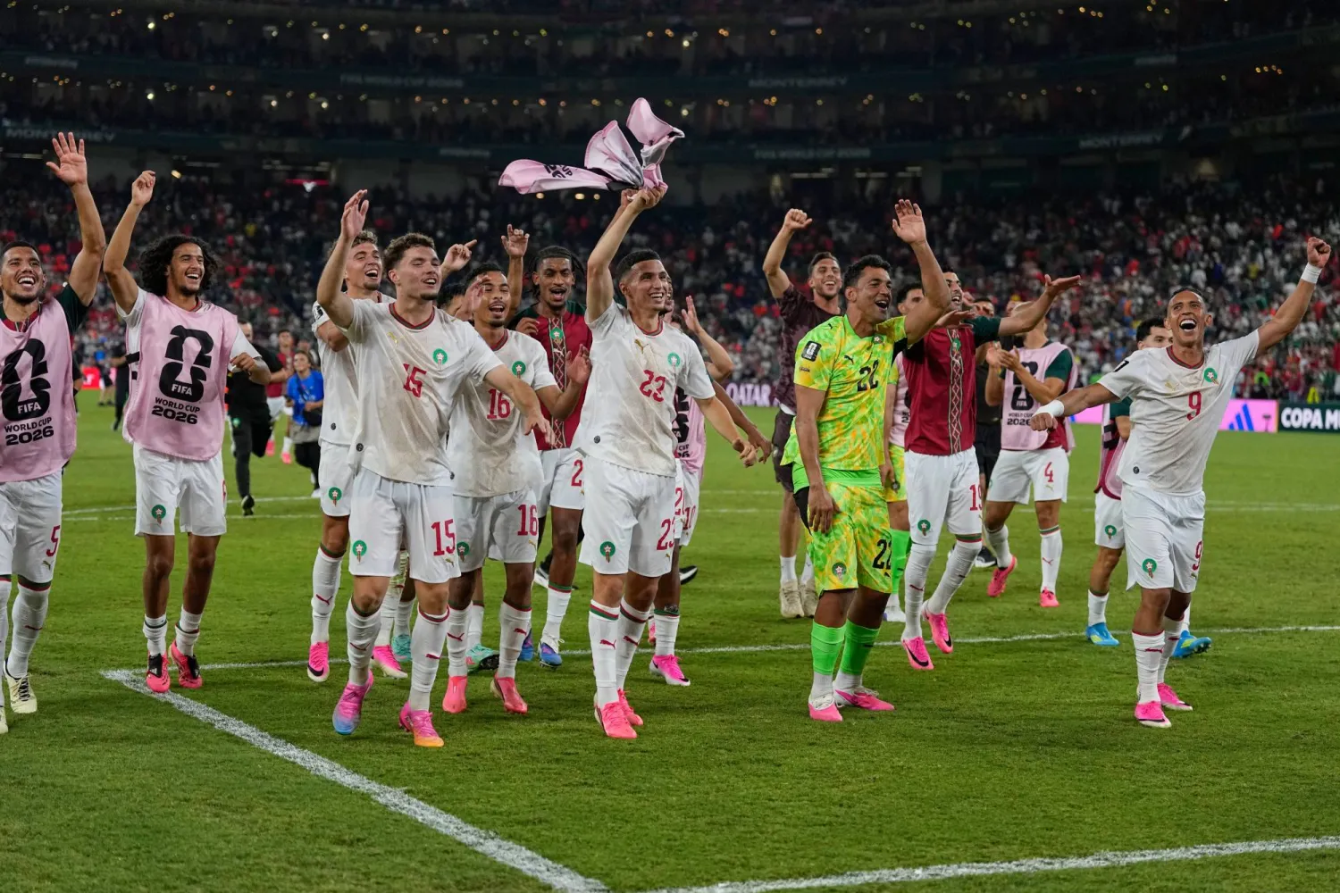 منتخب المغرب يواصل صناعة التاريخ في كأس العالم (أ.ب)