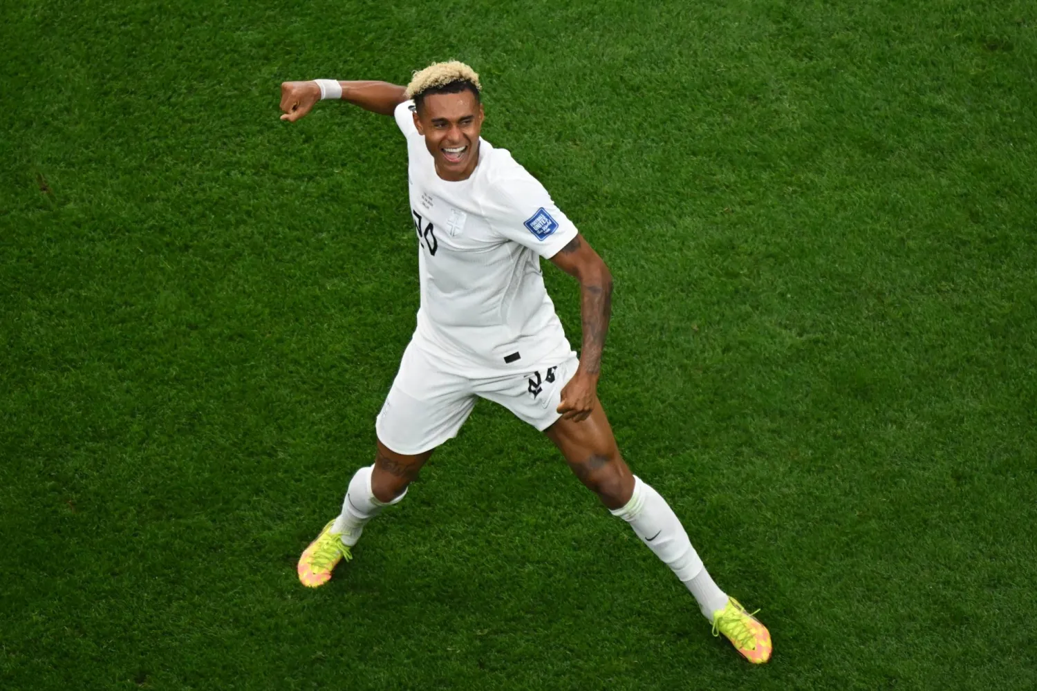 أنطونيو نوسا مهاجم منتخب النرويج (أ.ب)