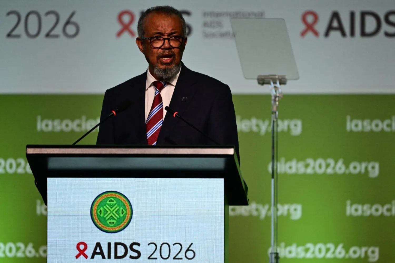 Dünya Sağlık Örgütü Genel Direktörü Tedros Adhanom Ghebreyesus, bu hafta Brezilya'nın Rio de Janeiro kentinde düzenlenen Uluslararası AIDS Konferansı'nda konuşurken (AFP)