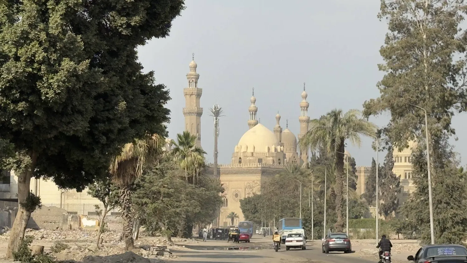مصر تستهدف تحويل محيط مسجد السلطان حسن إلى متحف مفتوح (الشرق الأوسط)