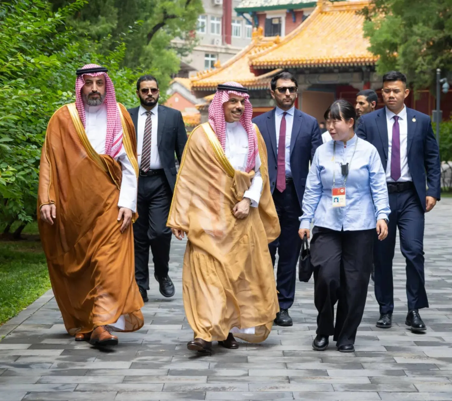 Saudi Foreign Minister Prince Faisal bin Farhan during his visit to the Imperial Palace Museum in Beijing. Photo: Foreign Ministry 