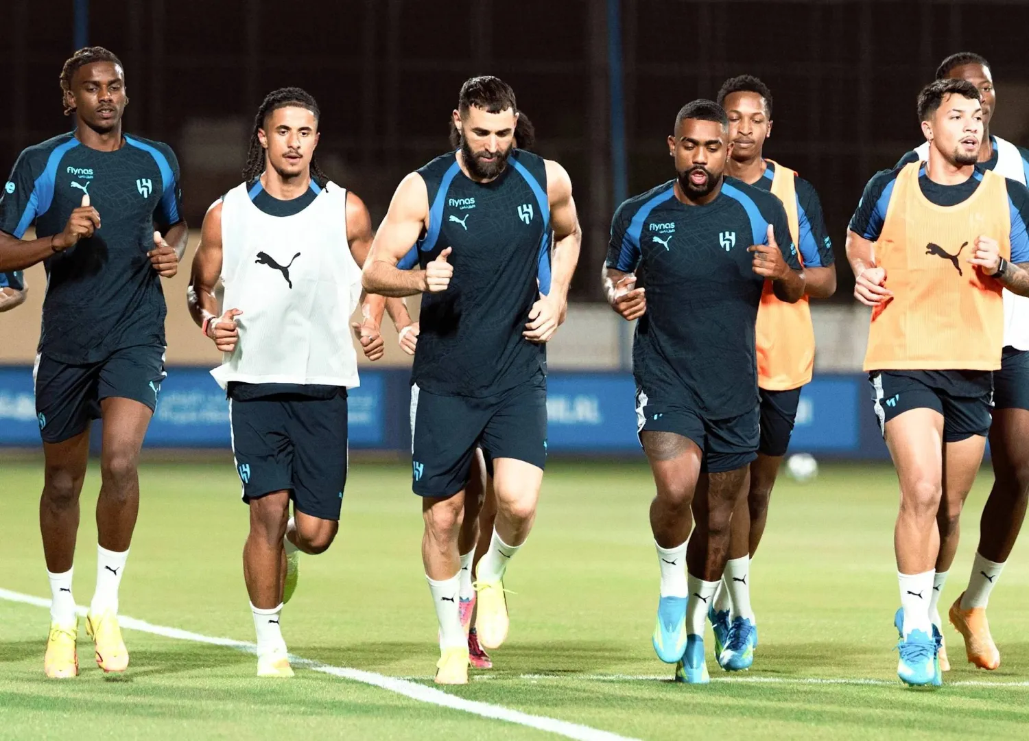لاعبو الهلال خلال التدريبات (موقع النادي)