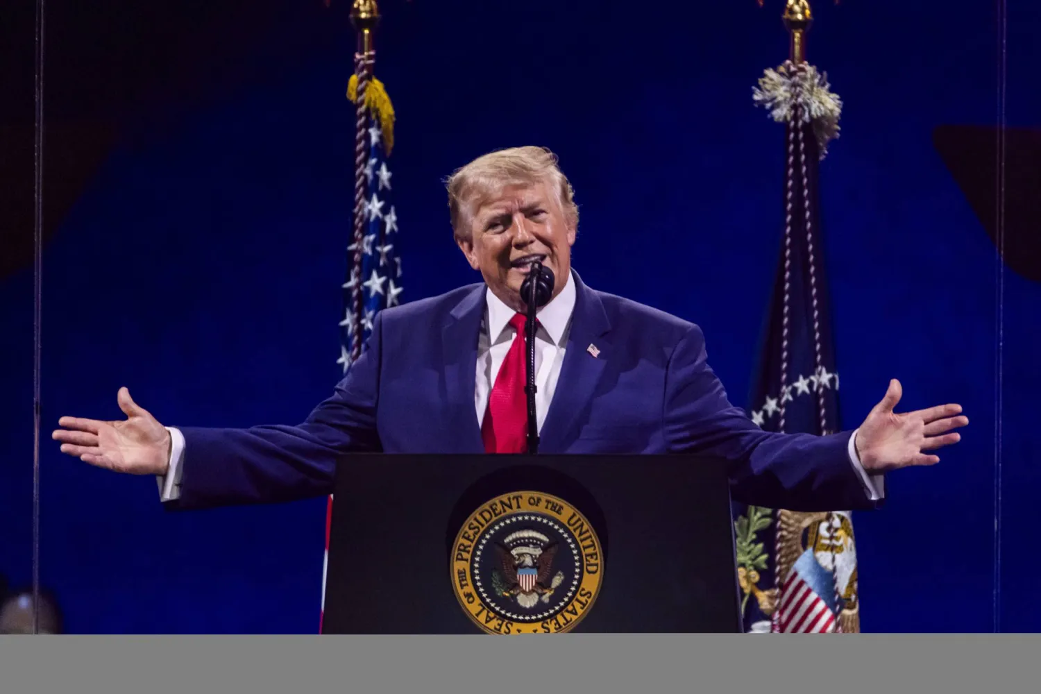 US President Donald Trump speaks during the Salute to America 250 celebration on the National Mall in Washington, DC, USA, 04 July 2026. EPA/JIM LO SCALZO / POOL