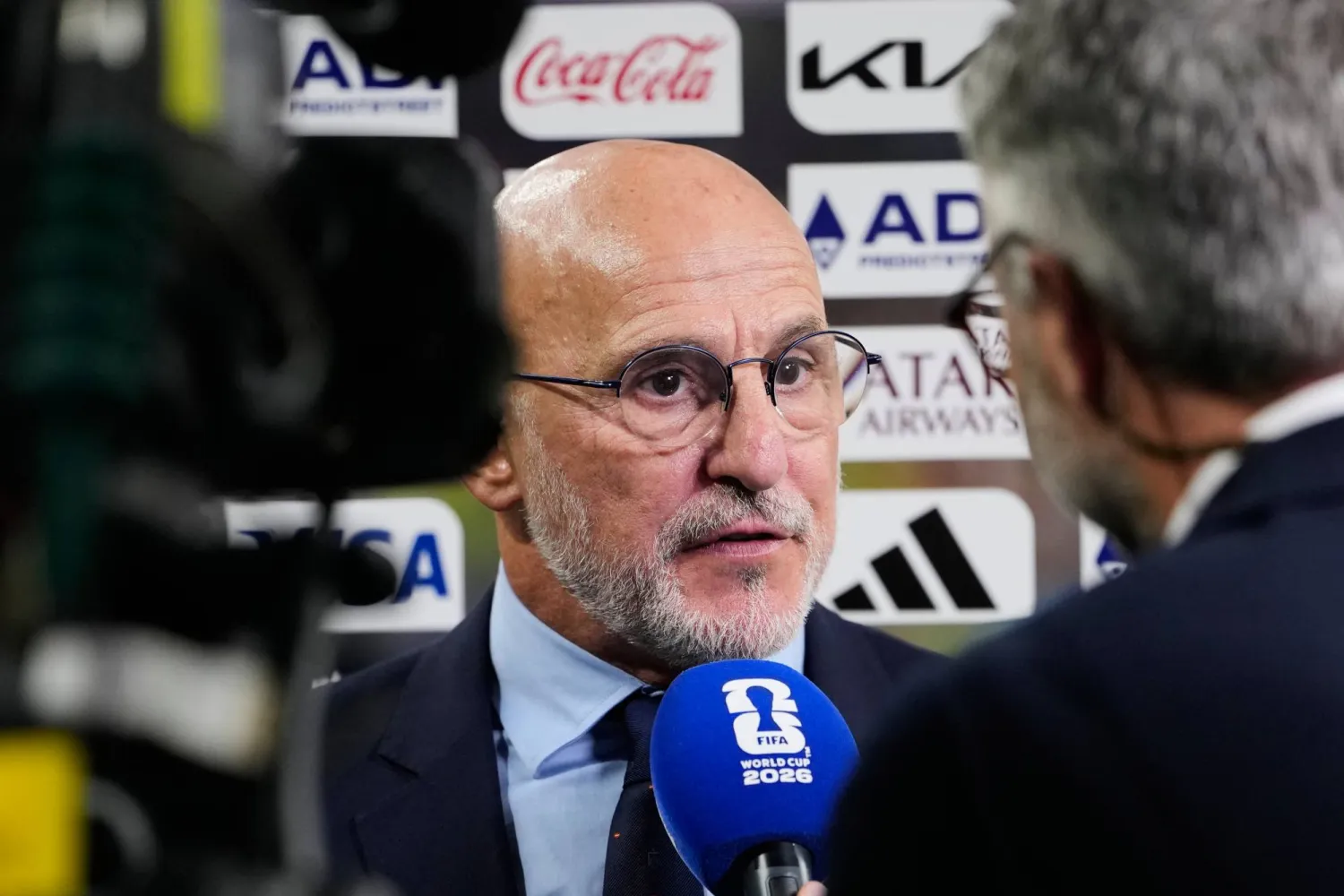 لويس دي لا فوينتي مدرب منتخب إسبانيا (أ.ب)