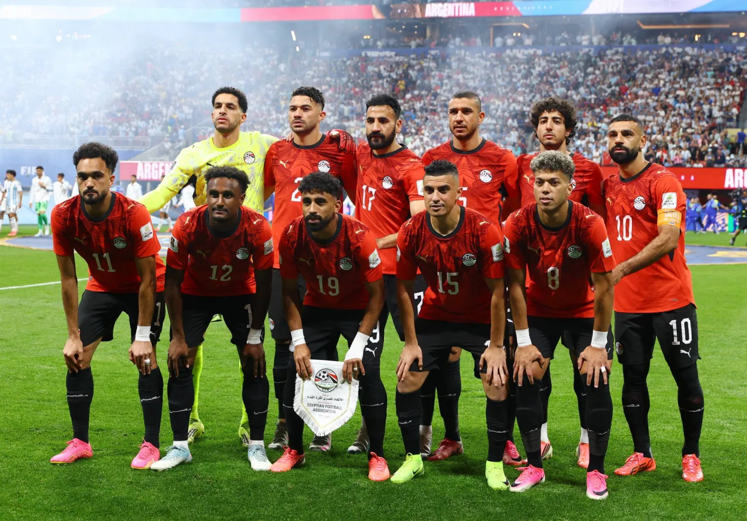 منتخب مصر حصد الإشادات رغم مغادرته المونديال (رويترز)